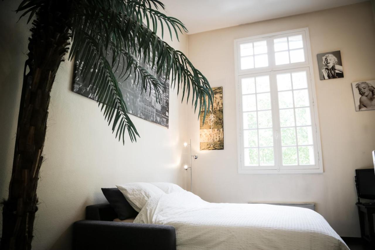 Le Safari Apartment แวร์ซาย ภายนอก รูปภาพ